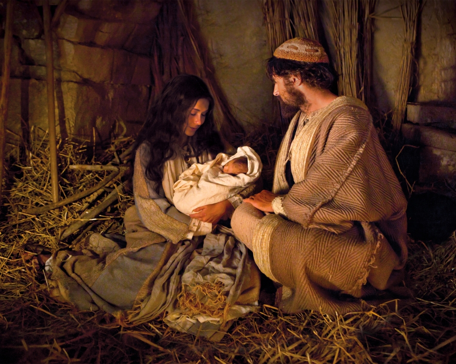 nativity-scene-mary-joseph-baby-jesus-1326846-high-res-print.jpg